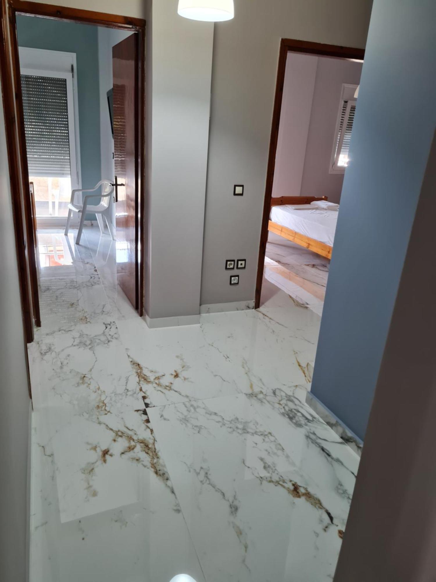 ניאה פלאגיה Dimitris Apartments מראה חיצוני תמונה